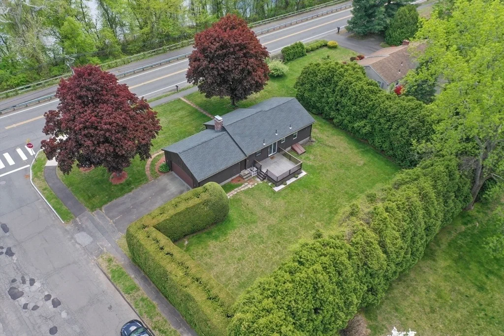 Photo of 629 River Road