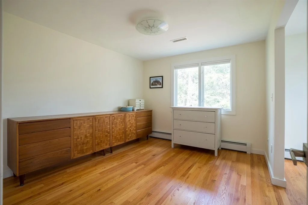 Photo of 100 Aylesbury Rd