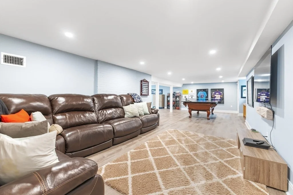 Photo of 24 Deerfield Road