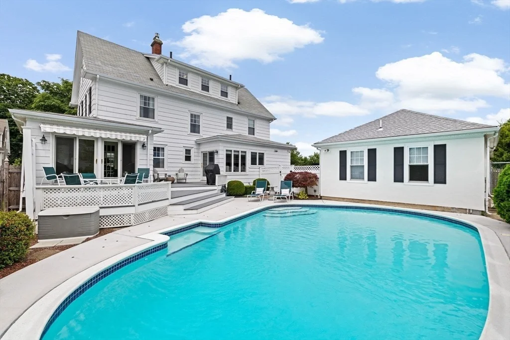 Photo of 14 Maypole Rd