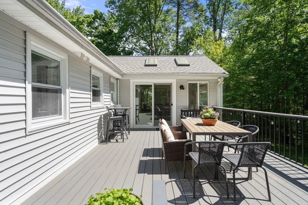 Photo of 170 Hudson Road