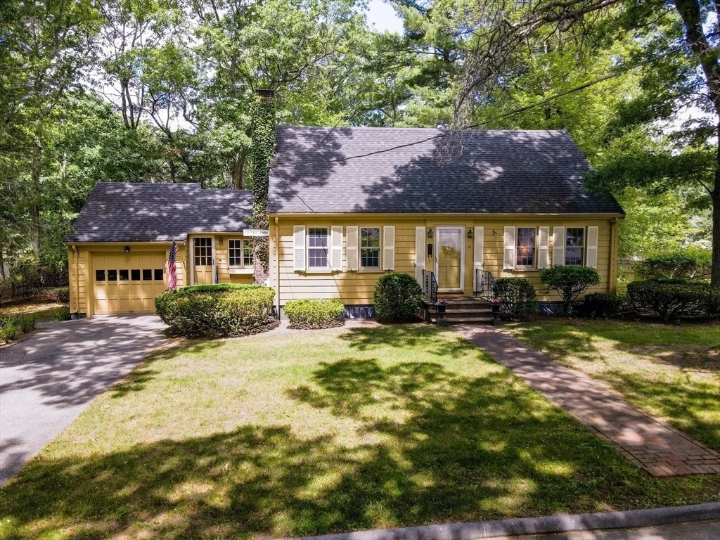 Photo of 16 Cottage Park