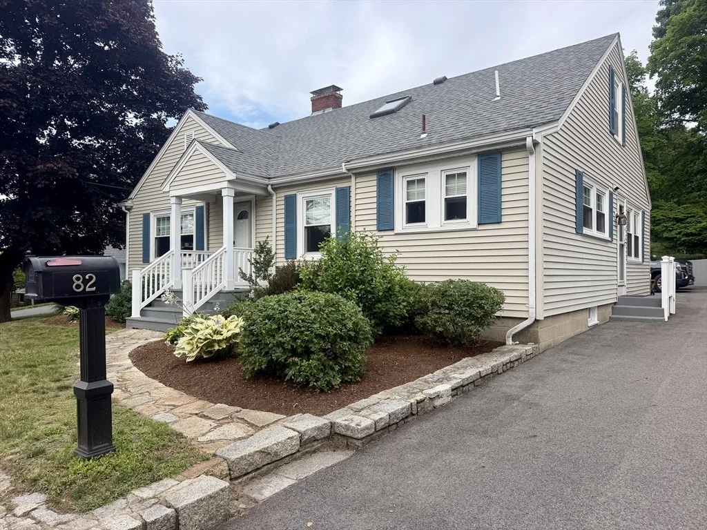 Photo of 82 Main Street