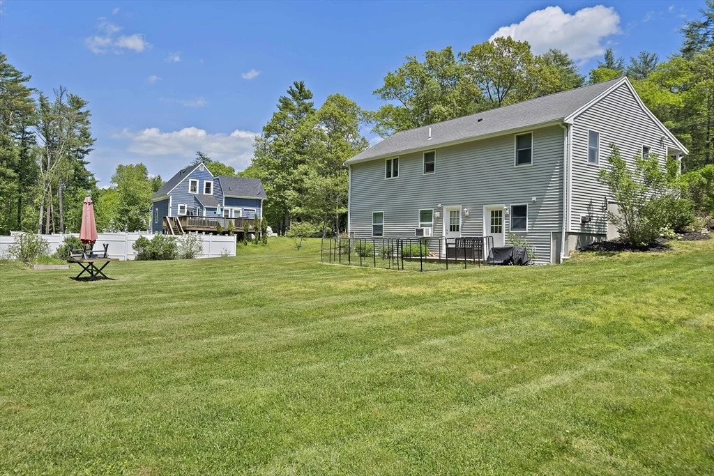 Photo of 136 Elm St