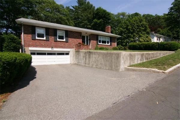 Photo of 19 Grant Rd