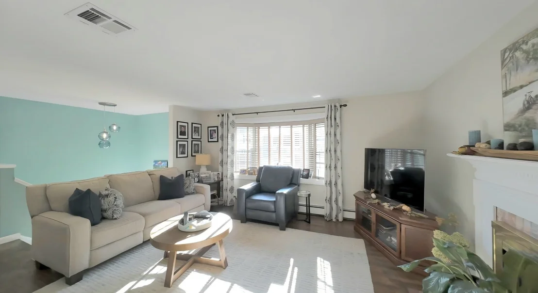 Photo of 136 Maplewood Rd