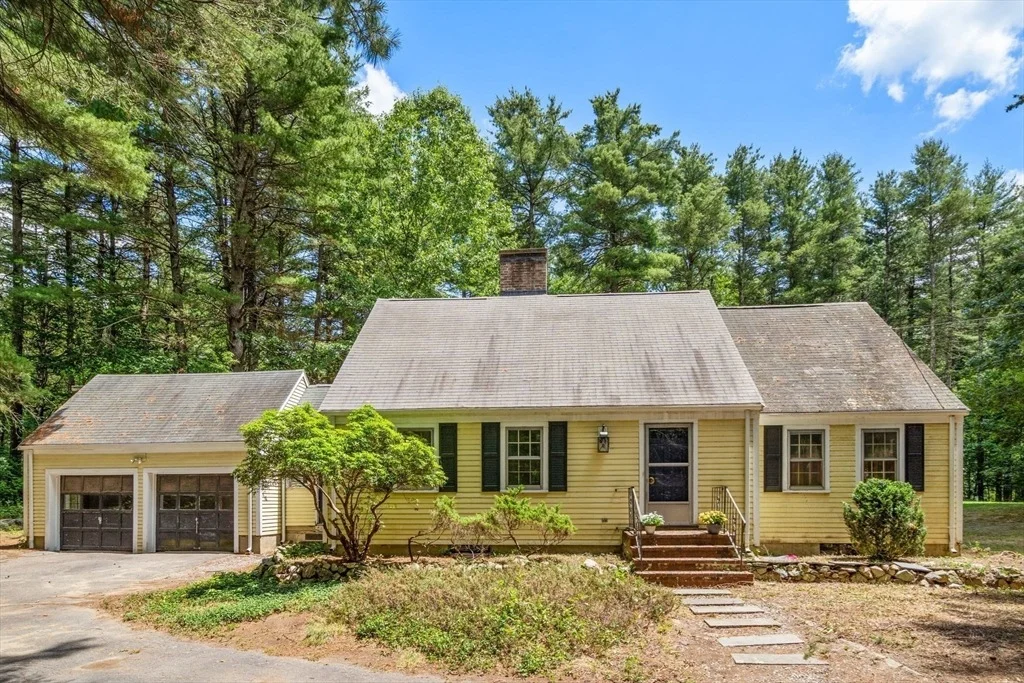 Photo of 10 Taylor Lane