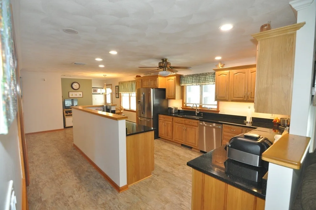 Photo of 8 James Ave