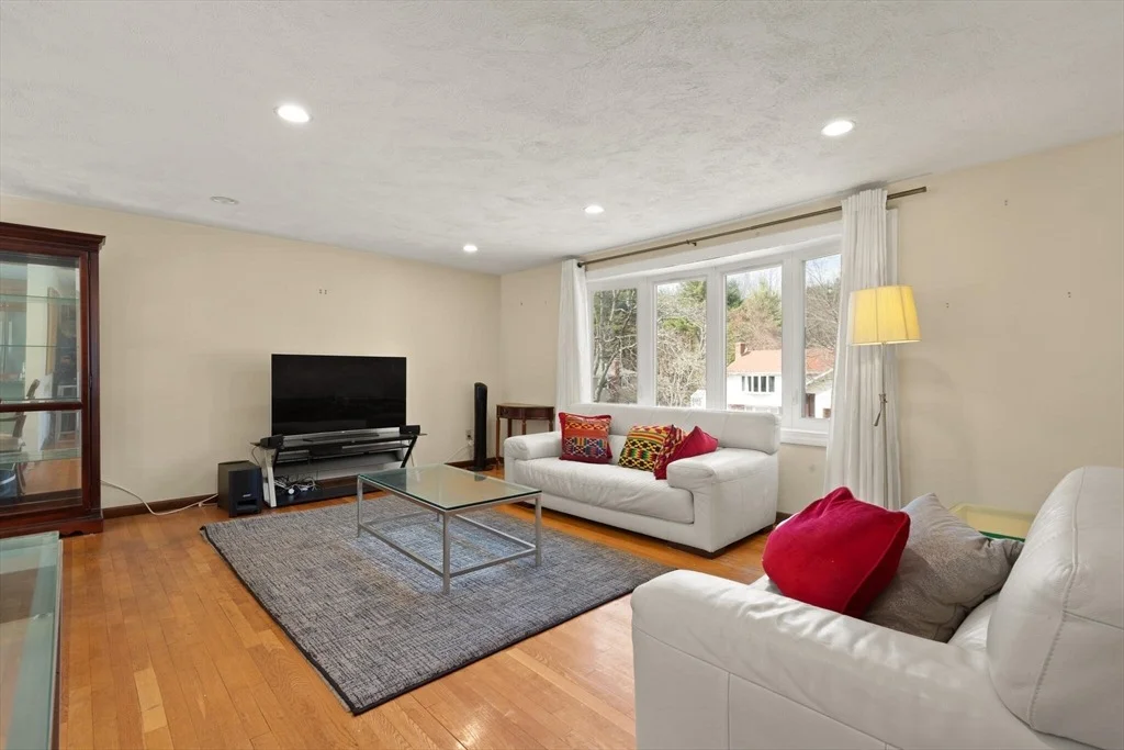Photo of 26 Sandy Ridge Cir