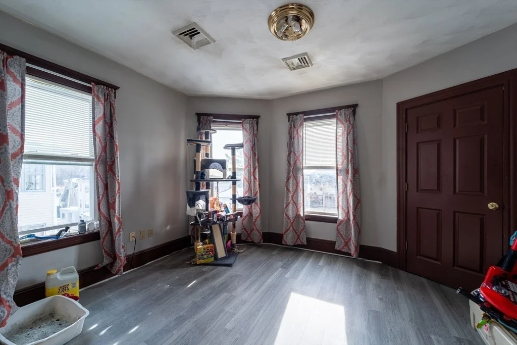 Photo of 6 Lund St