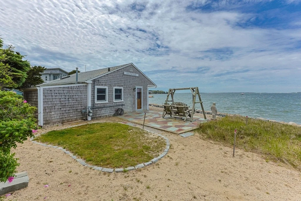 Photo of 41 Seconsett Island Rd