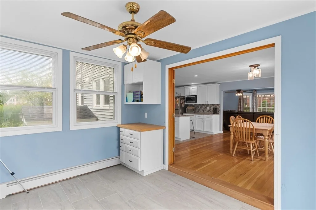 Photo of 10 Wesley Dr