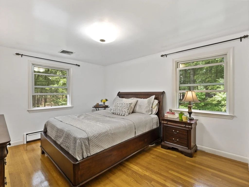 Photo of 5 Cyr Cir