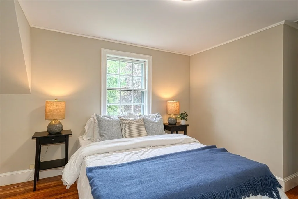 Photo of 37 Oakley Rd
