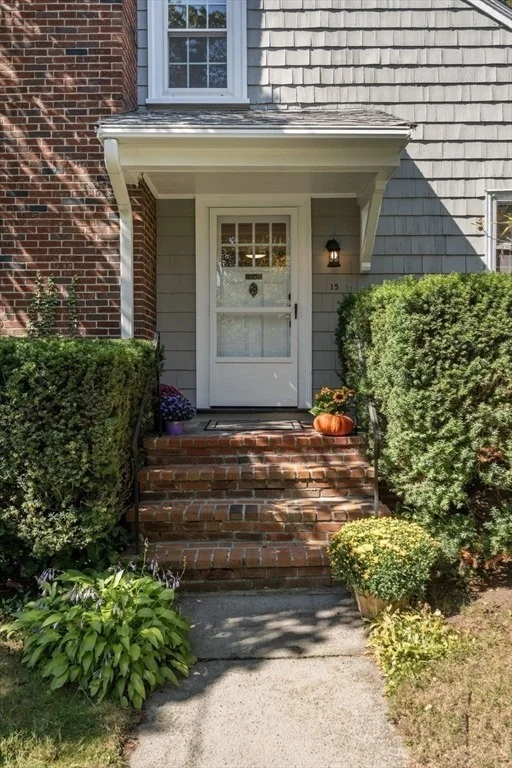 Photo of 15 Allen Ave
