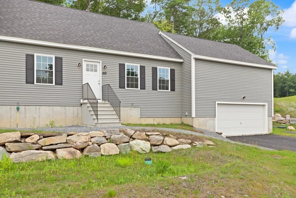 Photo of Unit BB at 18B Pine Hill Way