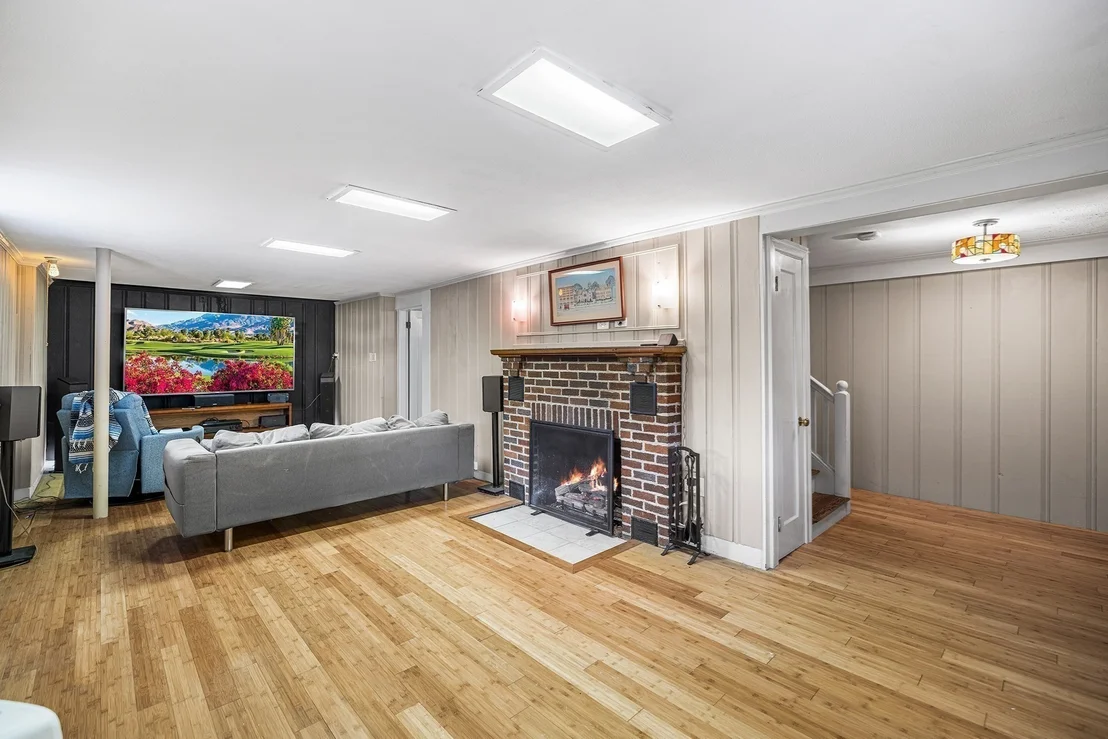 Photo of 43 Dolphin Ave