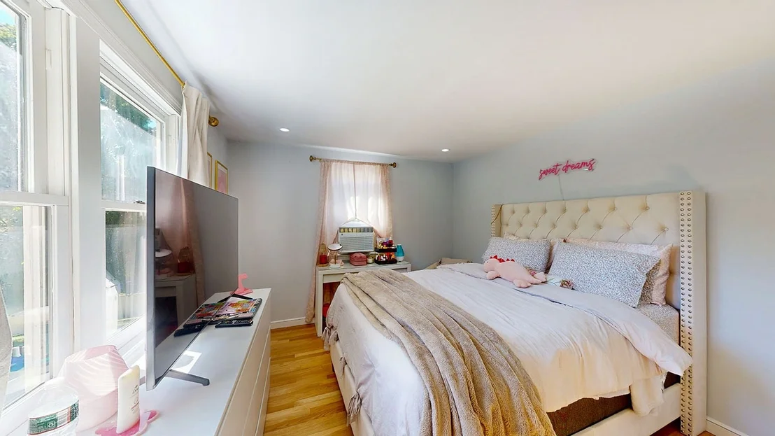 Photo of 1 Esther Dr