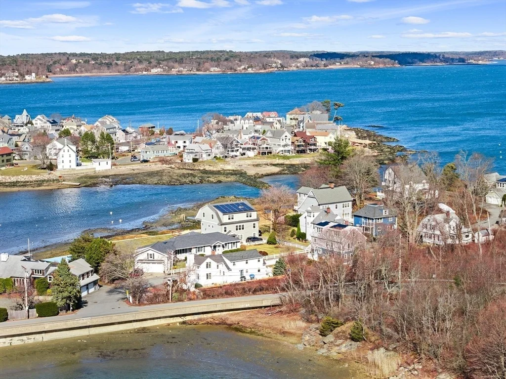 Photo of 4 Winter Island Rd