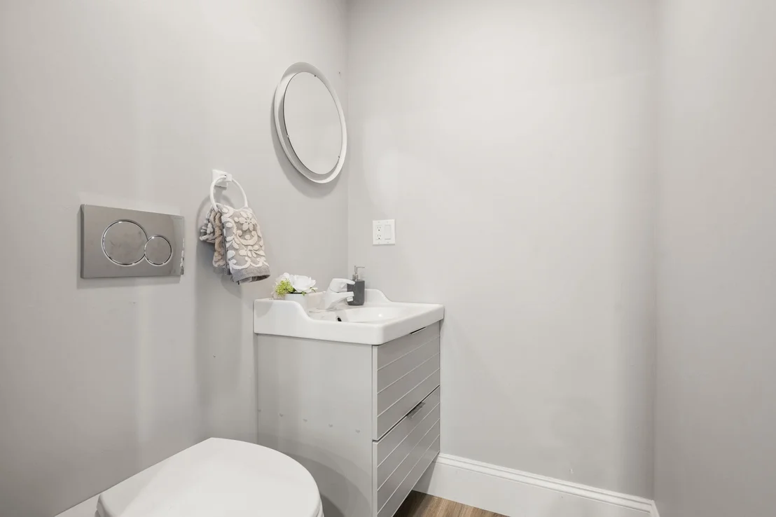 Photo of 303 Pine Street