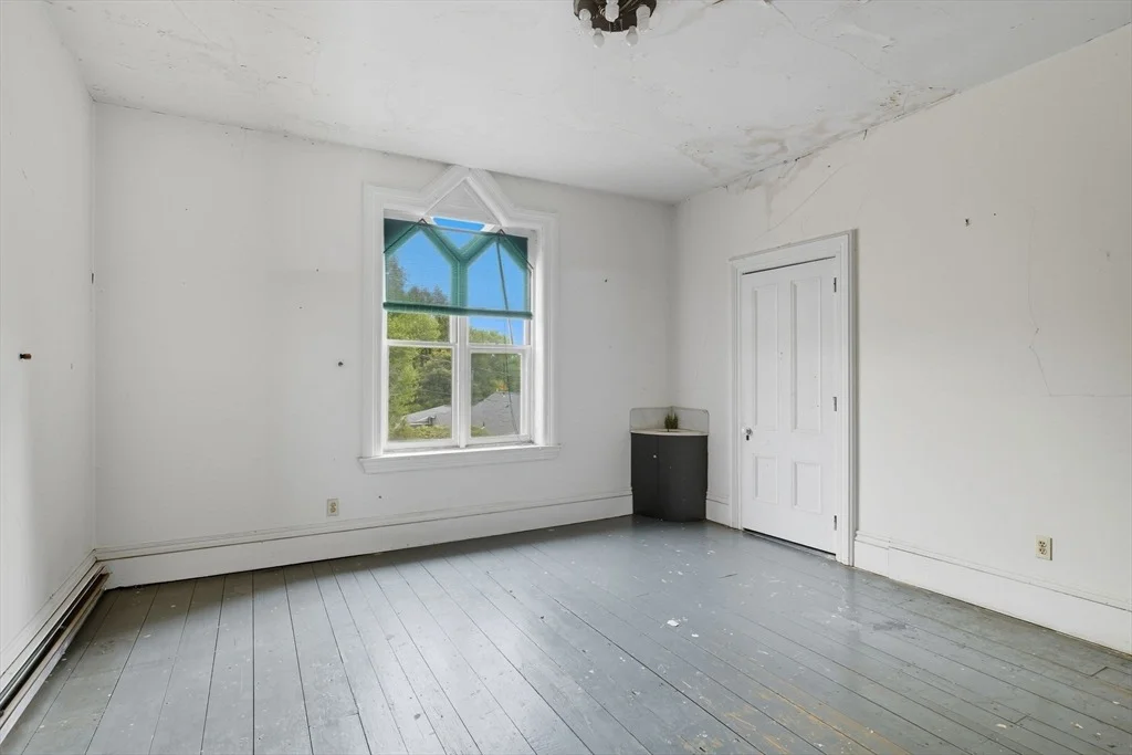 Photo of 18 Elm St