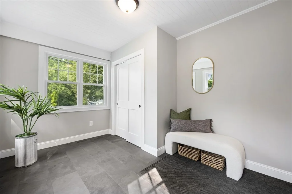 Photo of 30 River Road