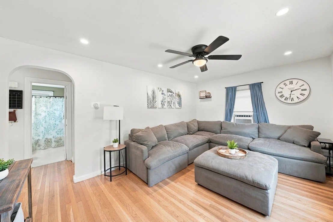 Photo of 46 Lupine Rd