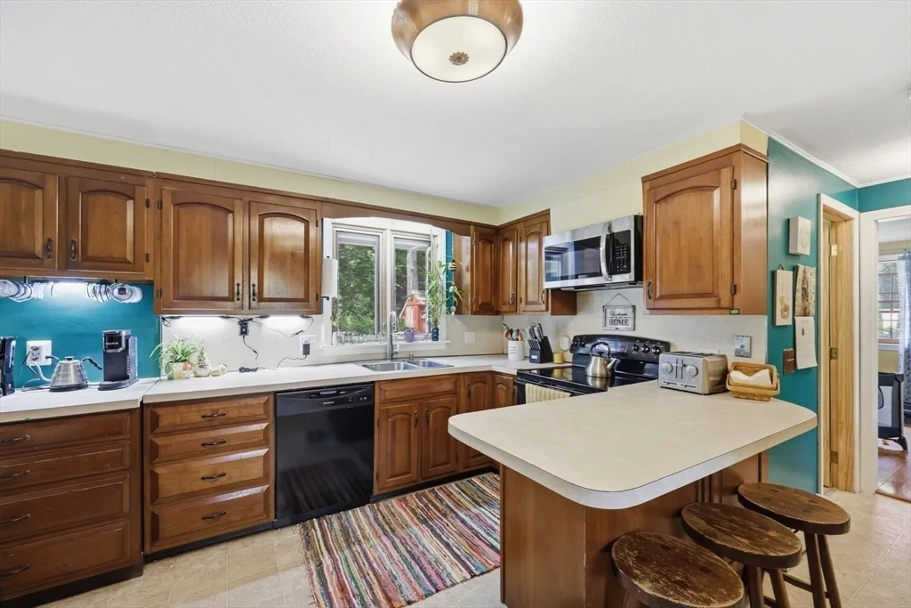 Photo of 75 Blandford Rd
