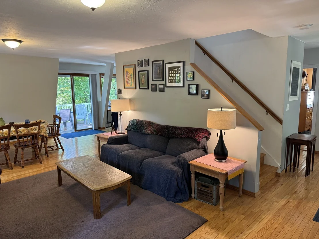 Photo of 121 Copperfield Rd