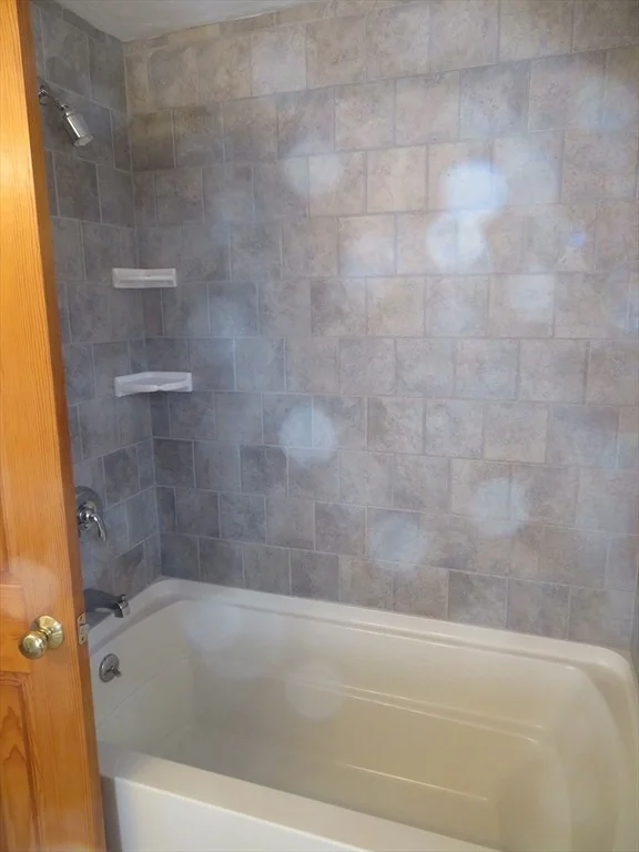 Photo of 103 King Philip Rd