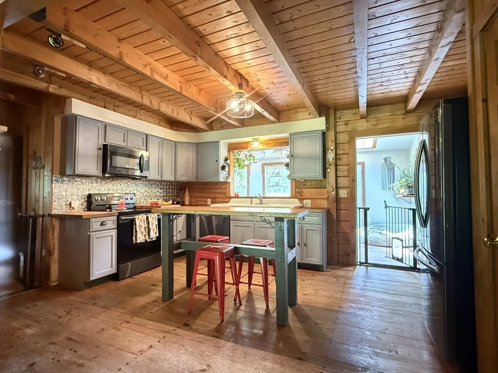 Photo of 18 Doyle Avenue