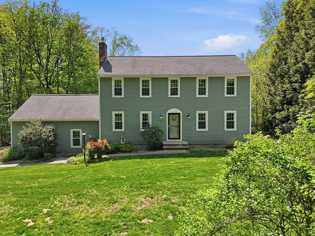 Photo of 16 Parsonage Hill Rd