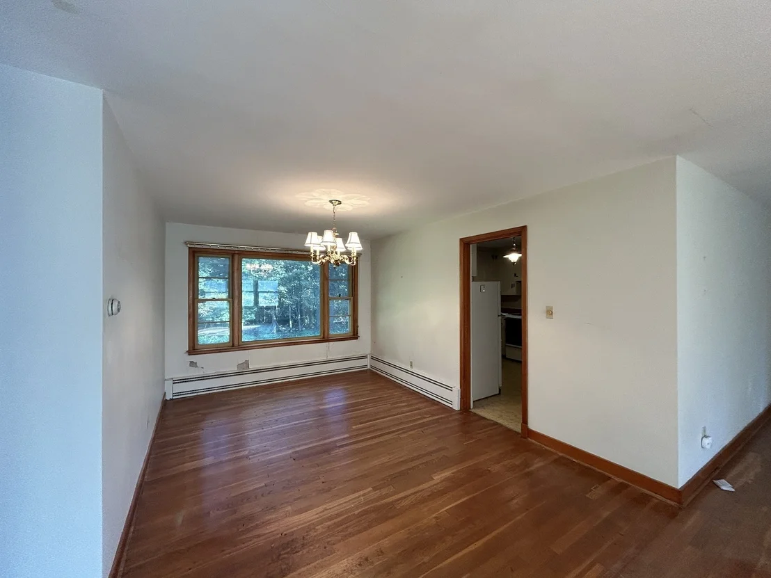 Photo of 4 Eagle Ln