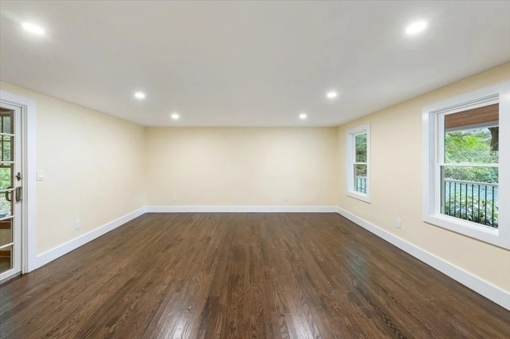 Photo of 42 Dakin Road