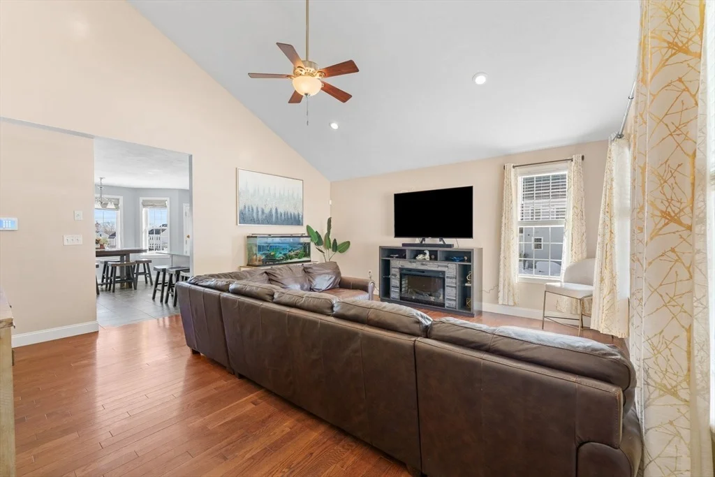 Photo of 3 Parkview Ln