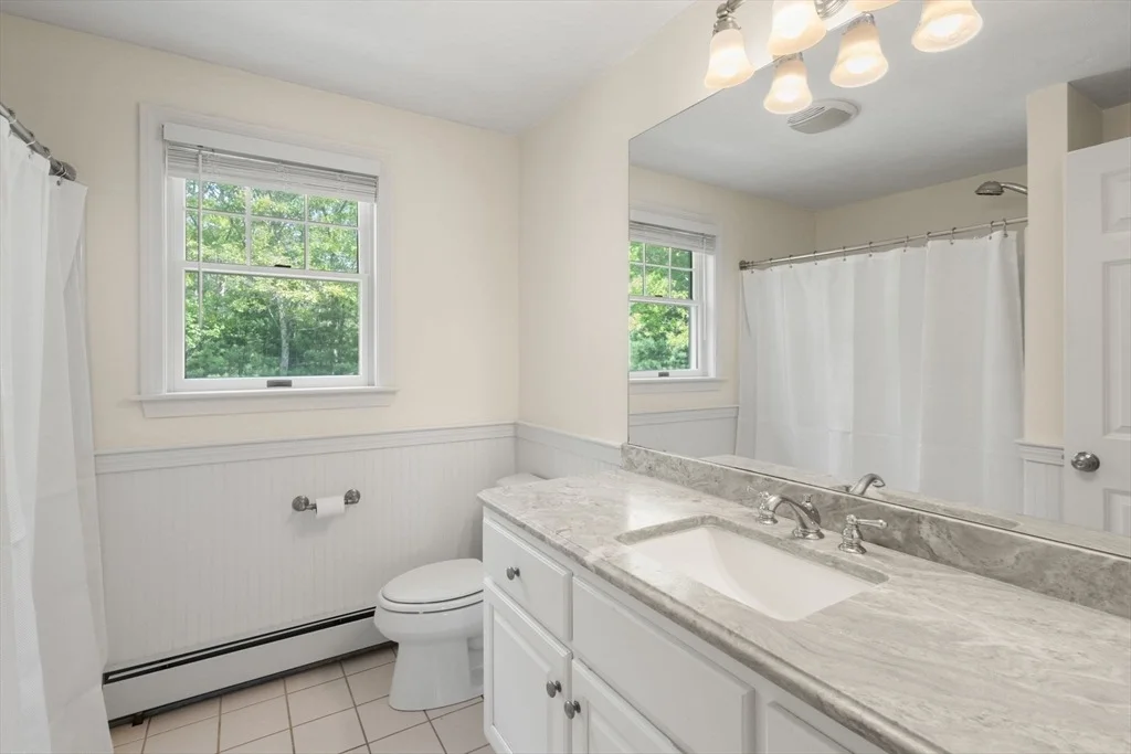 Photo of 8 Friendship Ln