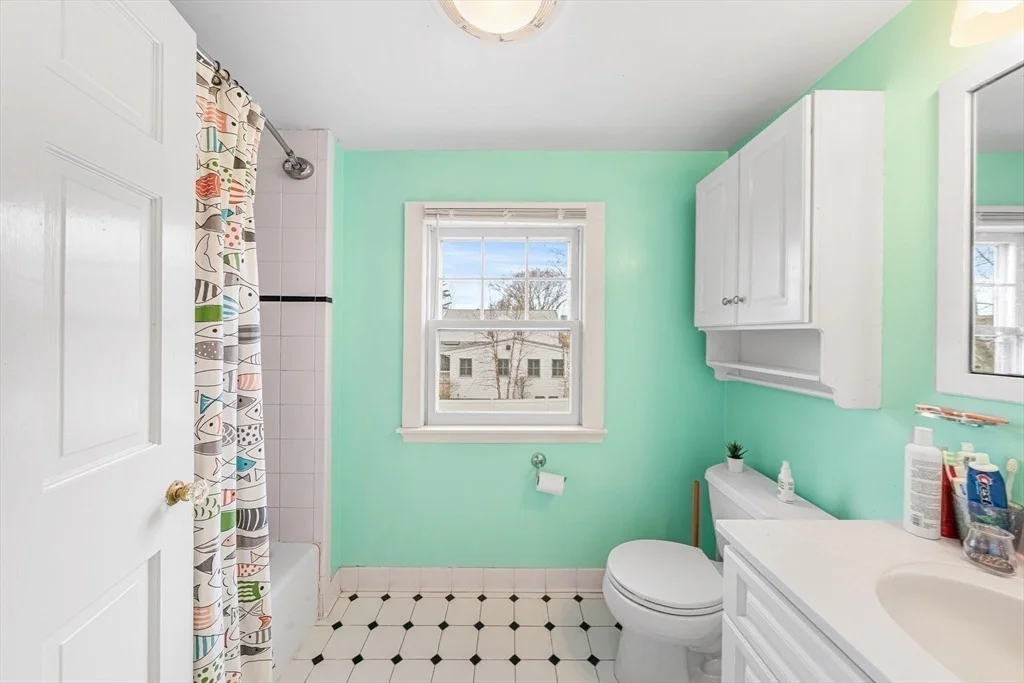 Photo of 32 Colonial Drive