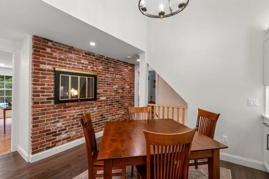 Photo of 156 Cherry Brook Rd