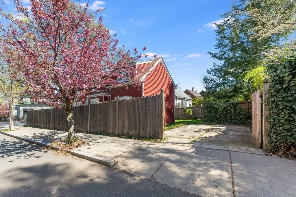 Photo of 1 Chetwynd Road