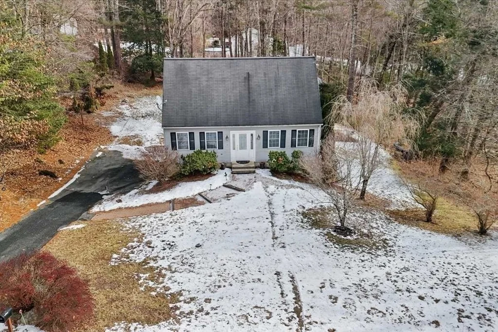 Photo of 38 Intervale Rd