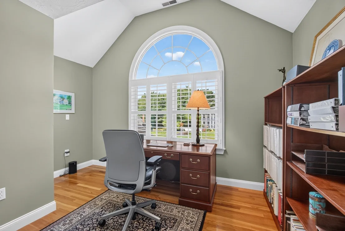 Photo of 21 Somerset Dr