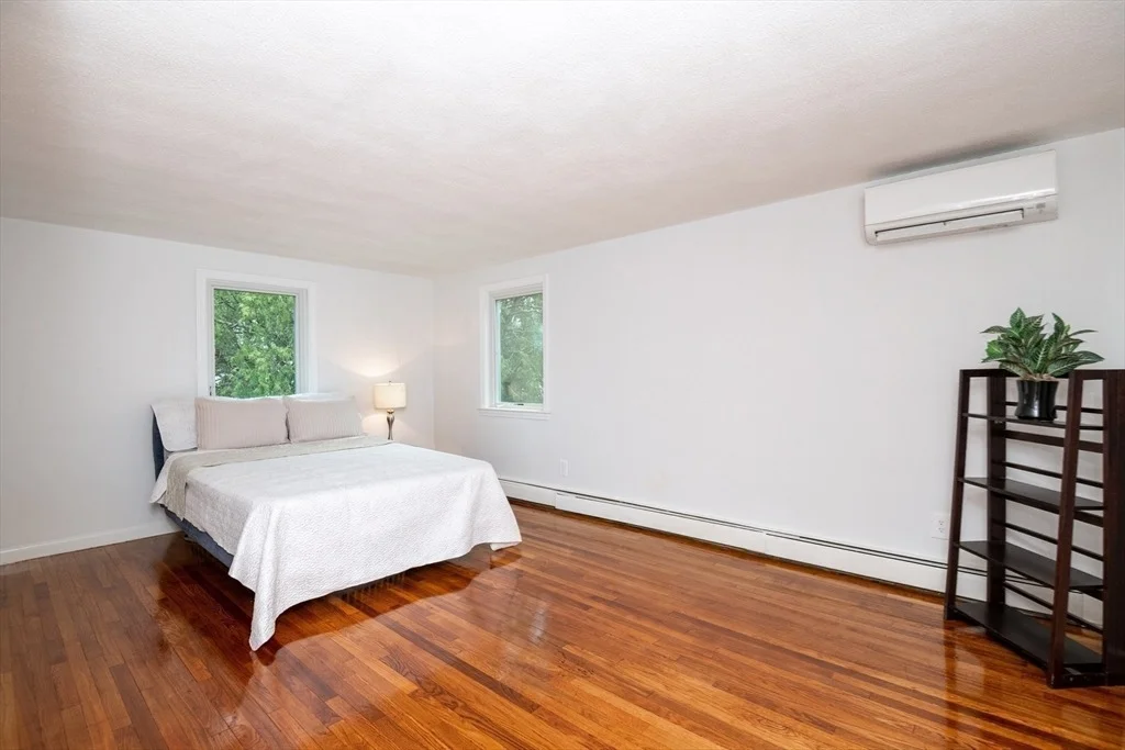 Photo of 52 Broadway