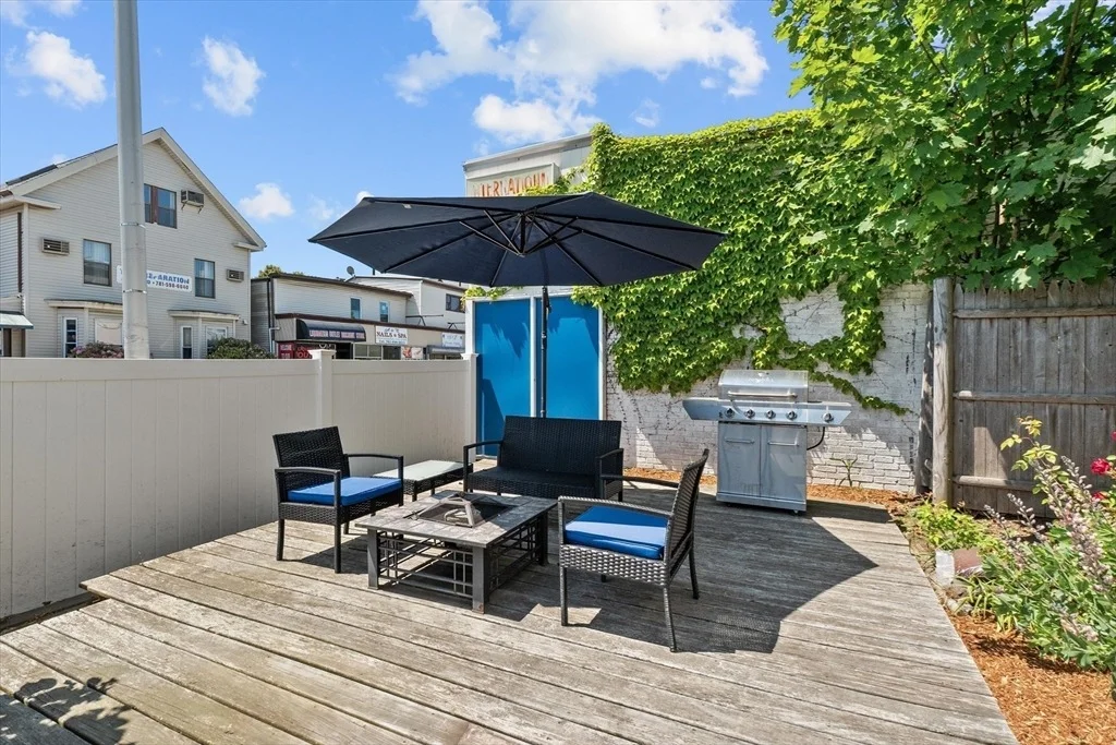 Photo of 79 Lewis St