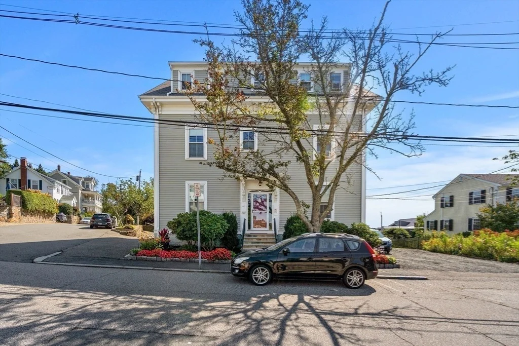 Photo of Unit 3 at 60 Gregory