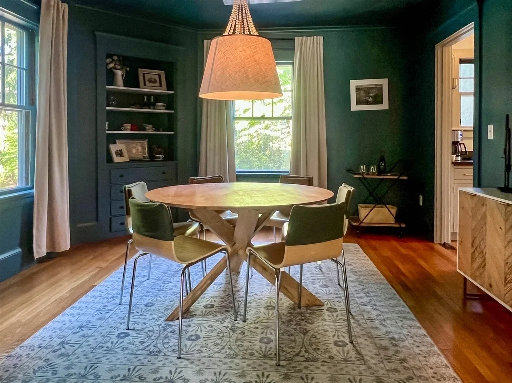 Photo of 211 Forest St