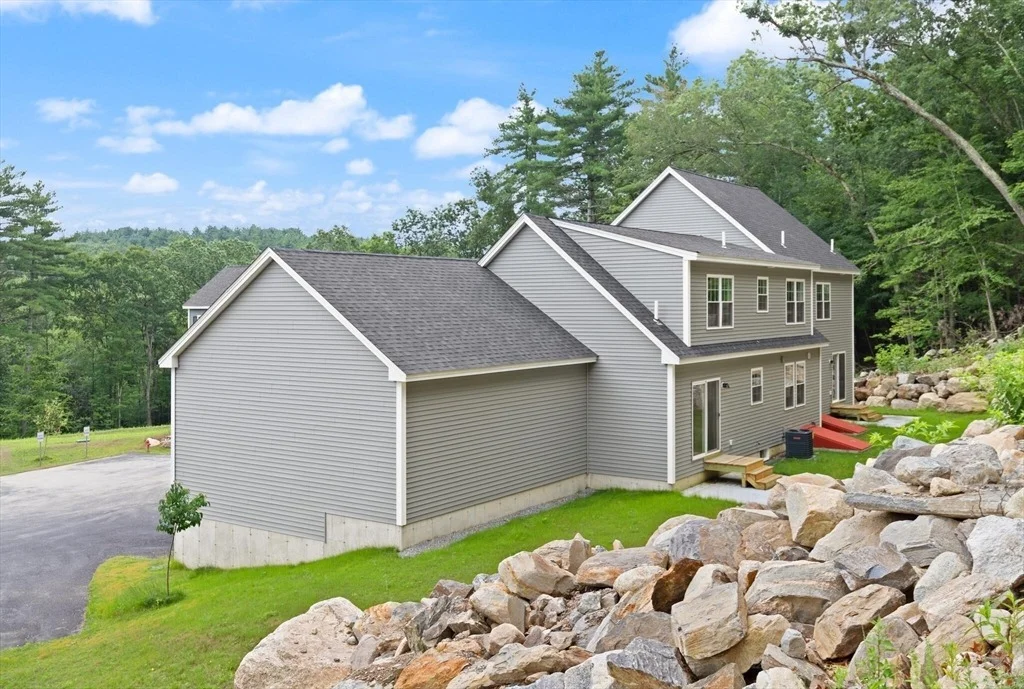Photo of Unit BB at 18B Pine Hill Way