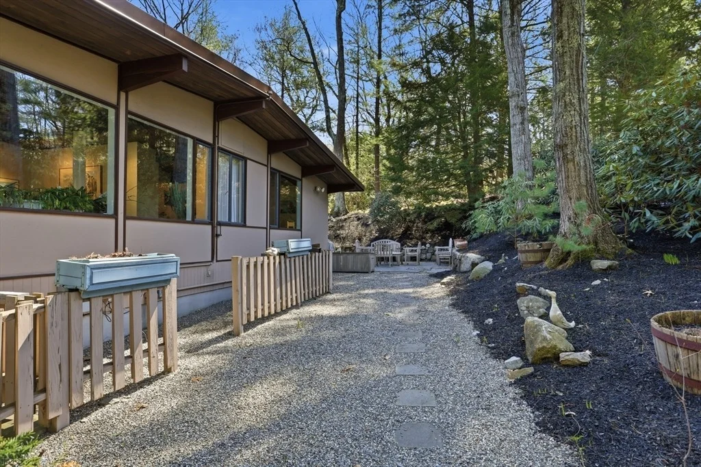 Photo of 32 Baskin Road
