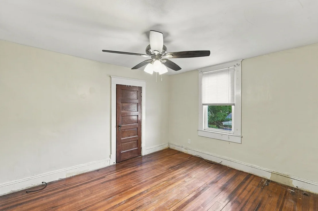 Photo of 132 Gilbert Ave