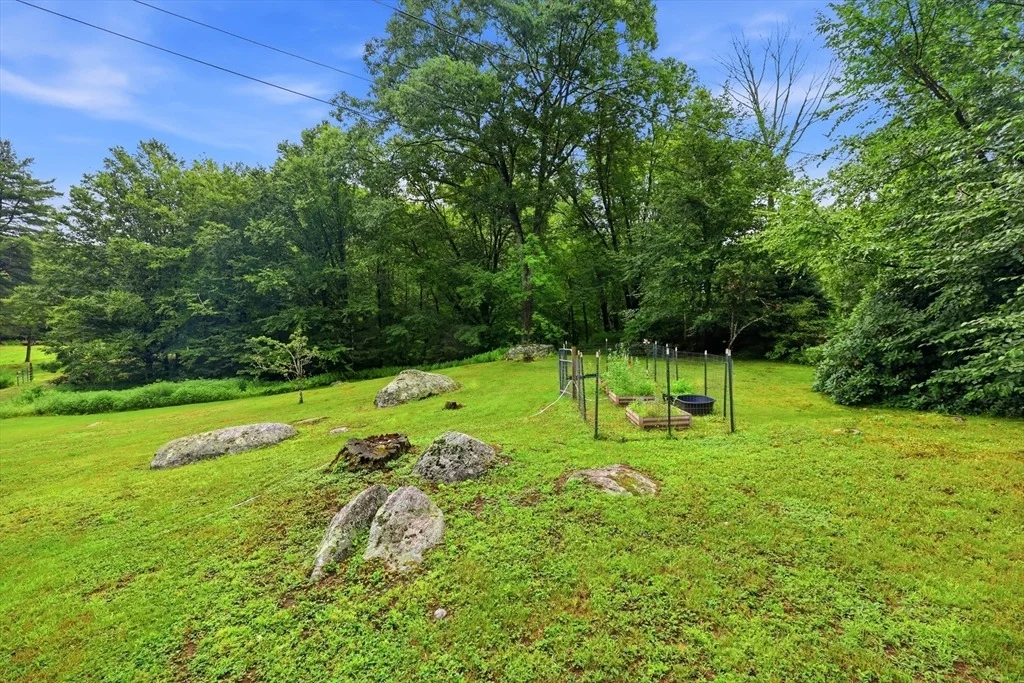 Photo of 10 Lyman Barnes Rd