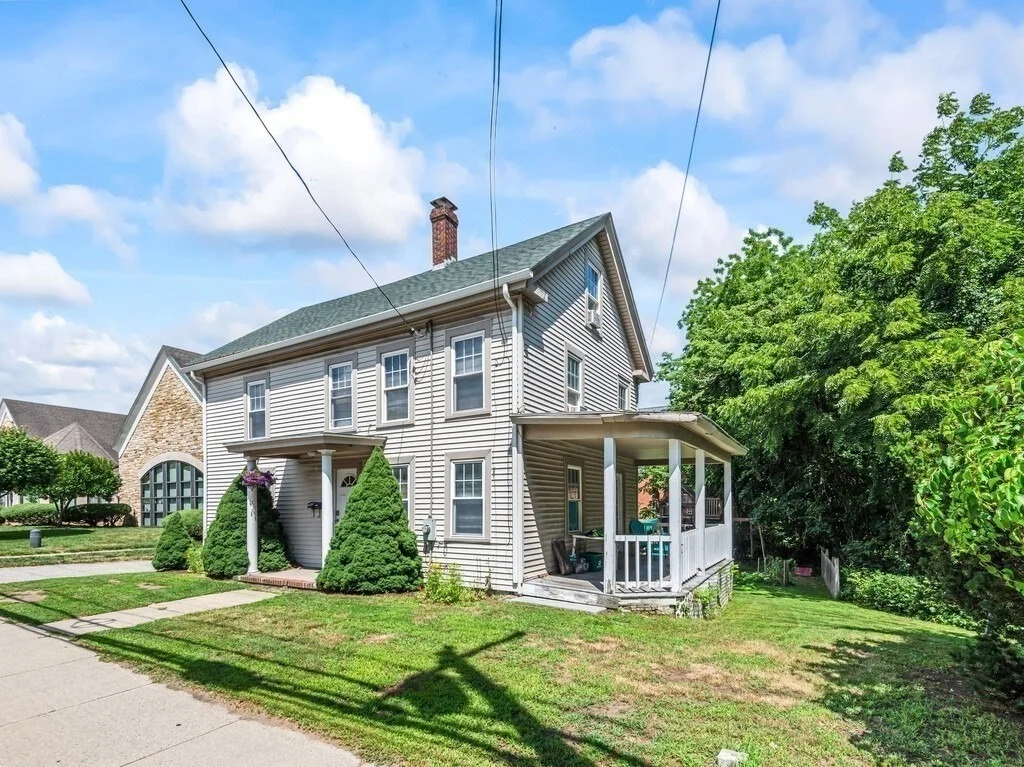 Photo of 82 Main Street